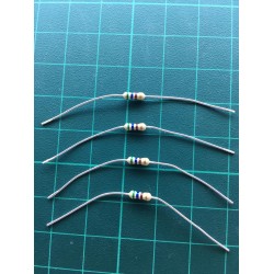 Resistors 560 OHM